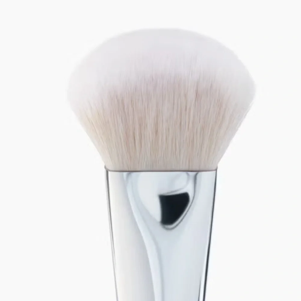 e.l.f. Precision Airbrush Blender
